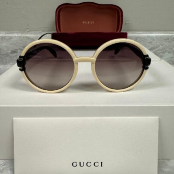 GUCCI | NEW | 1067S | 1067S - 003 | 58 | IVORY - BLACK | GRADIENT BROWN - Picture 1 of 5